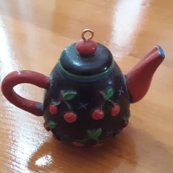 Mary Englebreit cherries  teapot ornament - Picture 2 of 3
